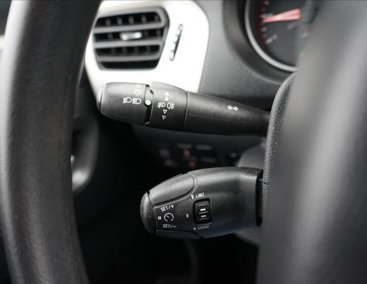 Citroën C-Elysée 18