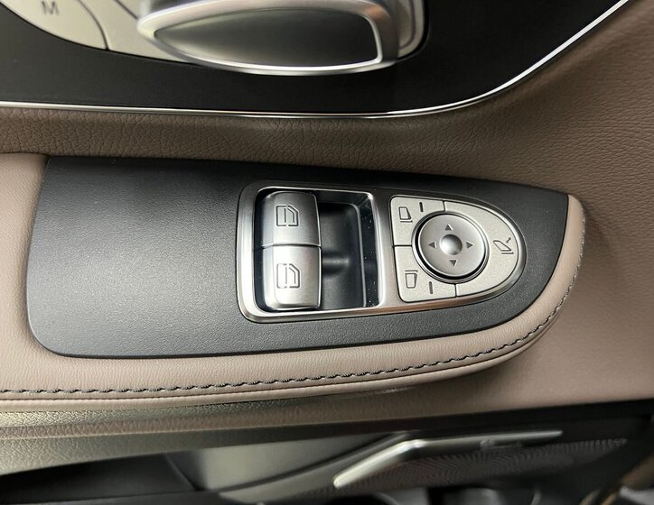 Mercedes-Benz Třídy V Kombi 2,0 l 174 kw