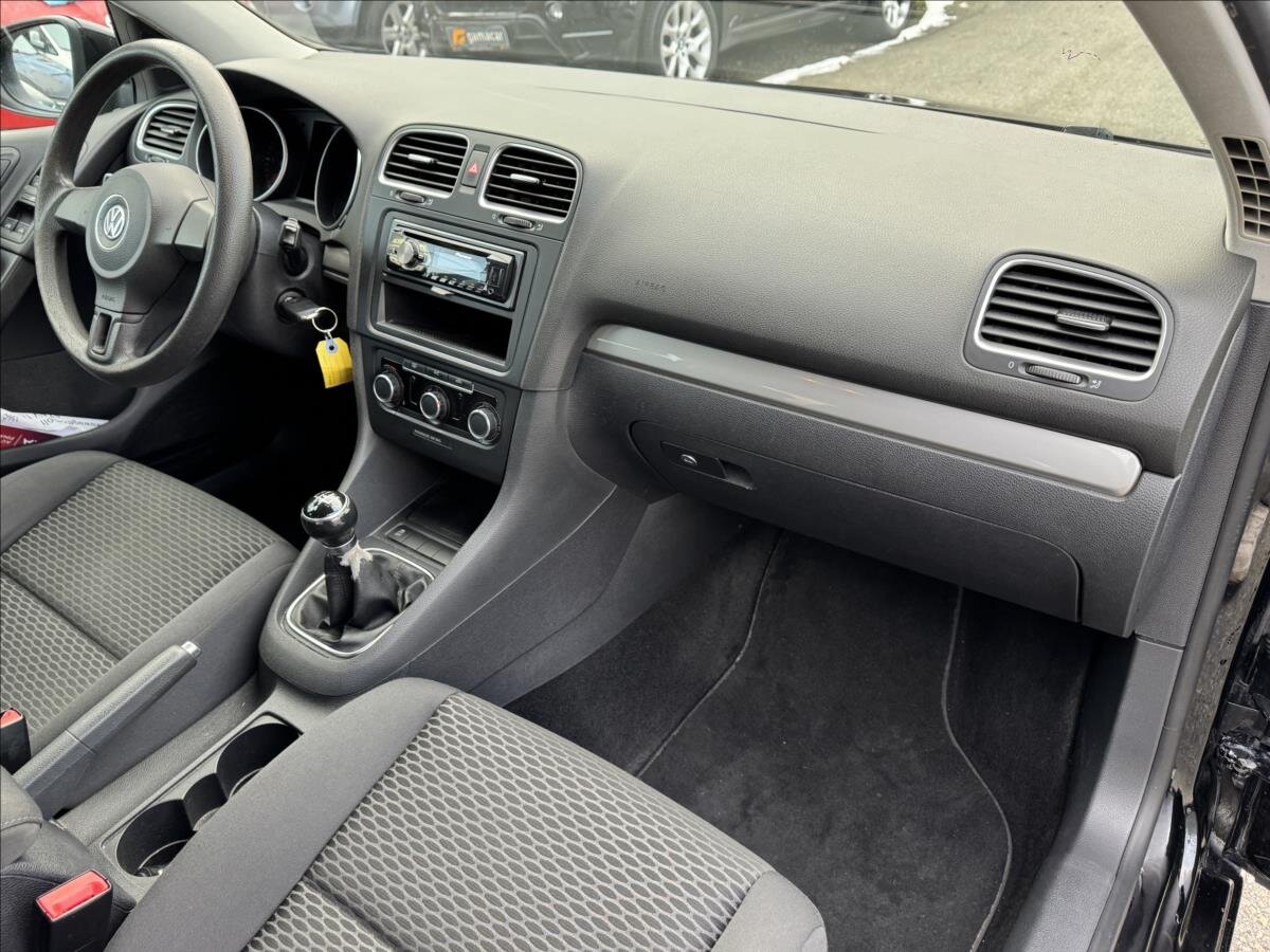 Volkswagen Golf Hatchback 1,6 l 77 kw