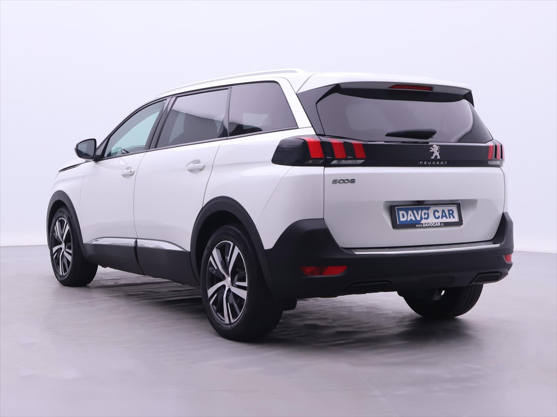 Peugeot 5008 SUV 1,2 l 96 kw