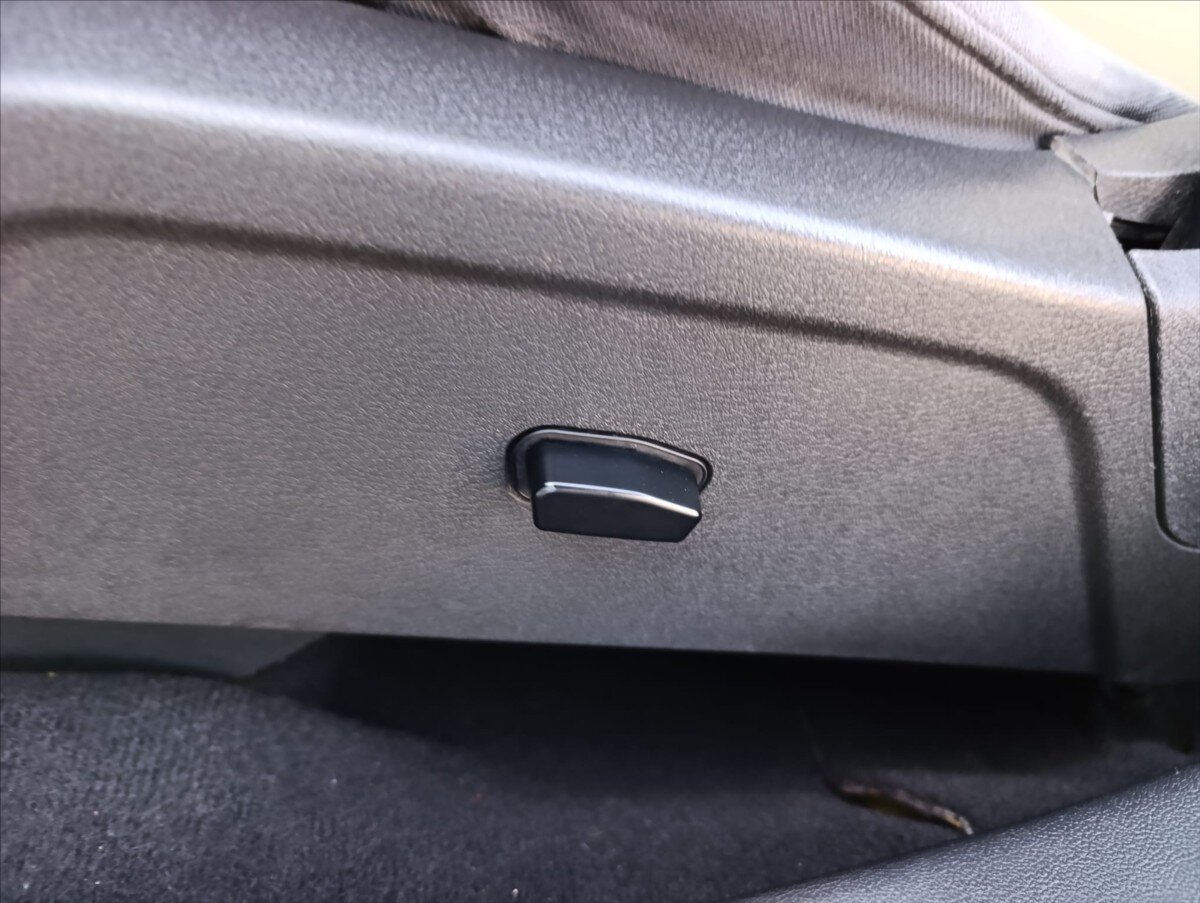 Dodge Journey SUV 2,0 l 103 kw