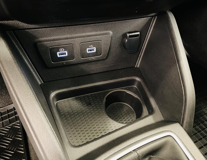 Dacia Duster SUV 999,0 67 kw