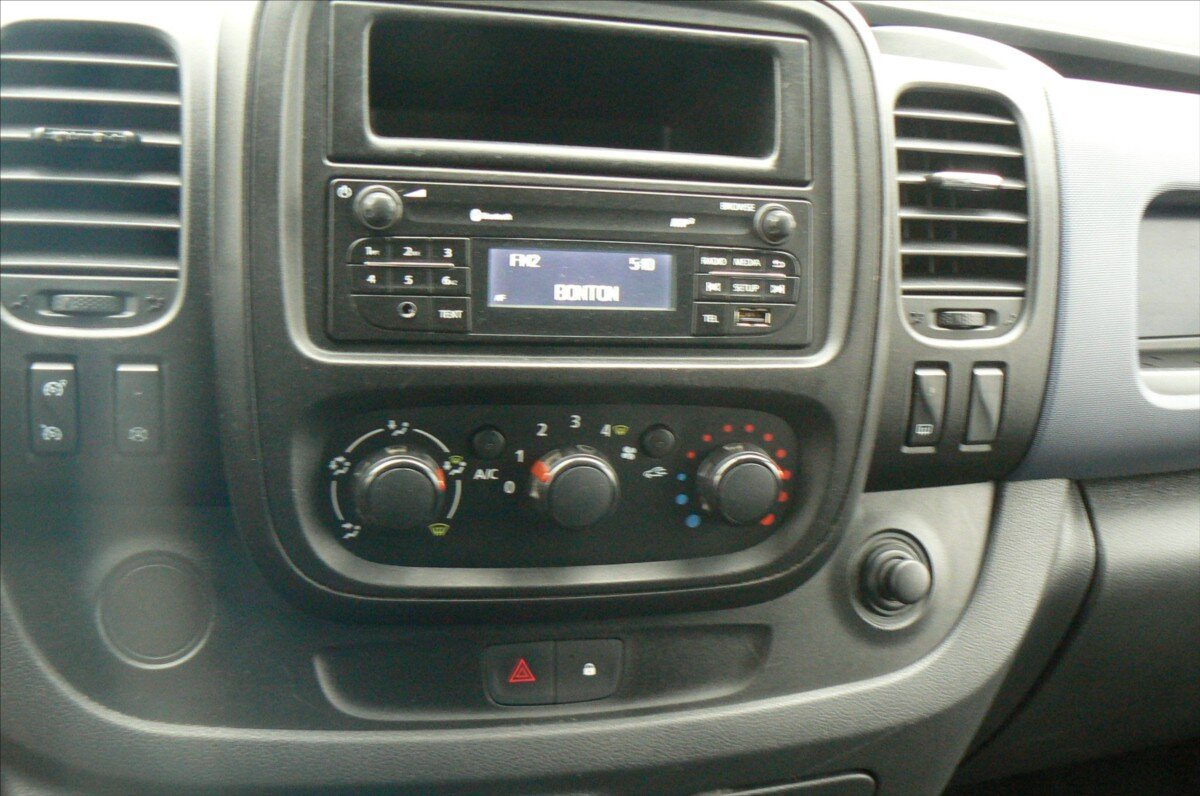 Opel Vivaro Ostatní 1,6 l 92 kw