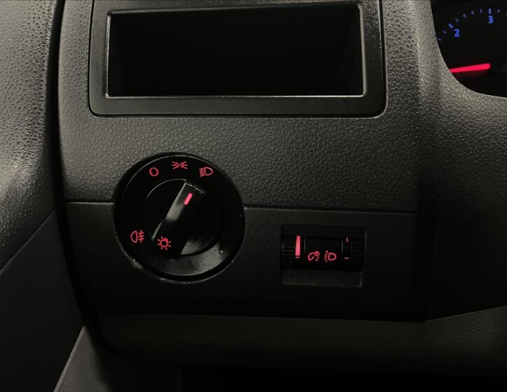 Volkswagen Transporter 12