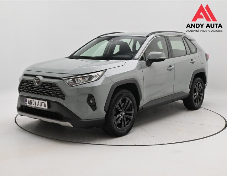 Toyota RAV4 SUV / Terénní 2,0 l 129 kw