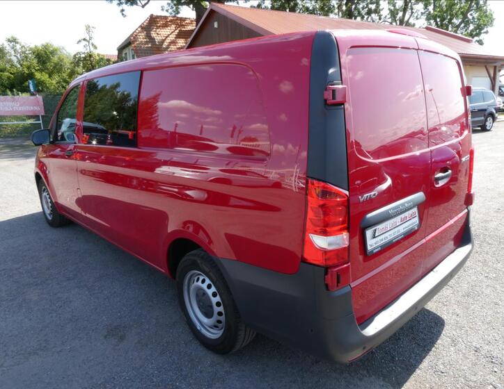 Mercedes-Benz Vito 7