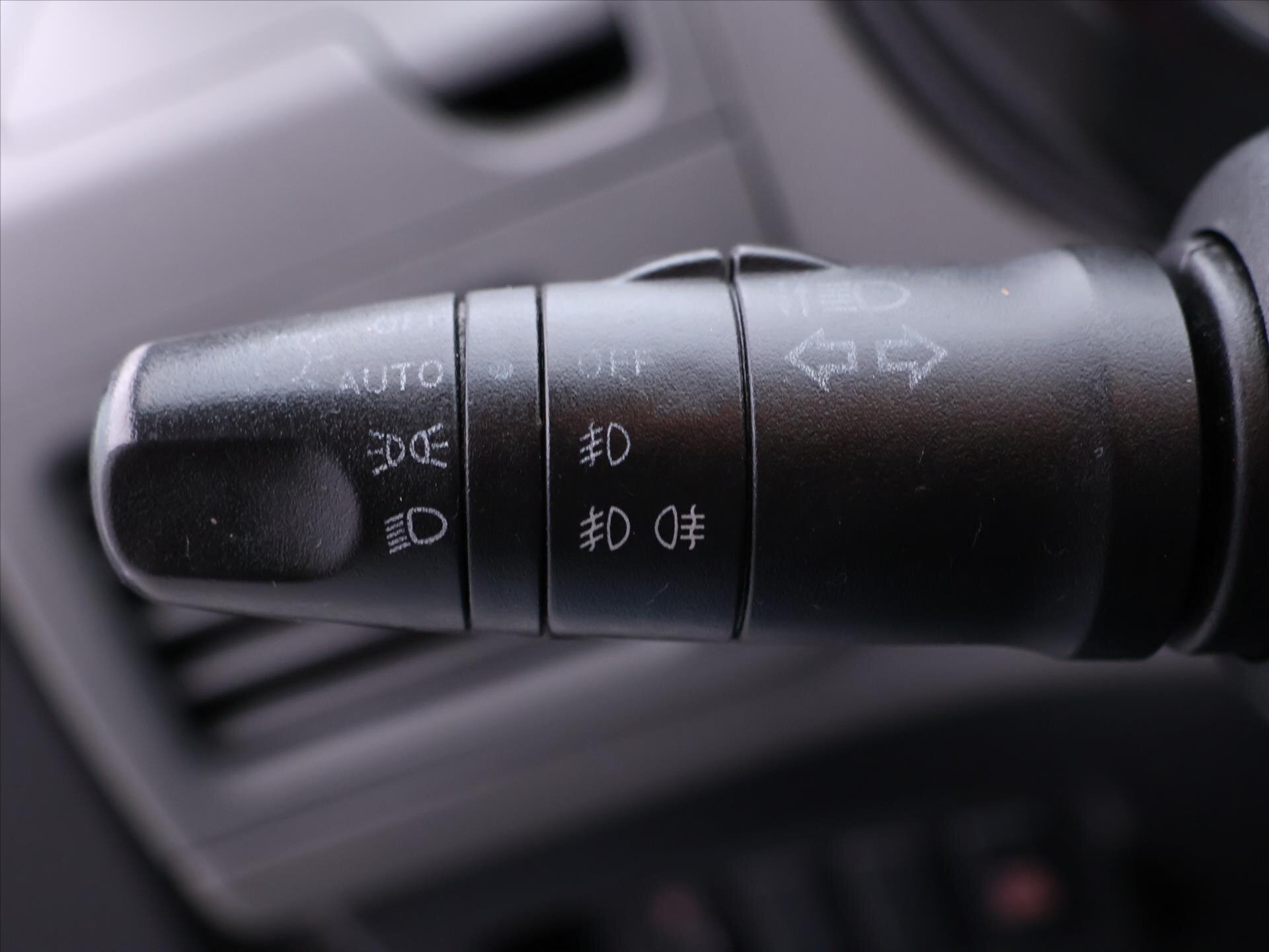 Nissan X-Trail SUV / Terénní 2,0 l 110 kw