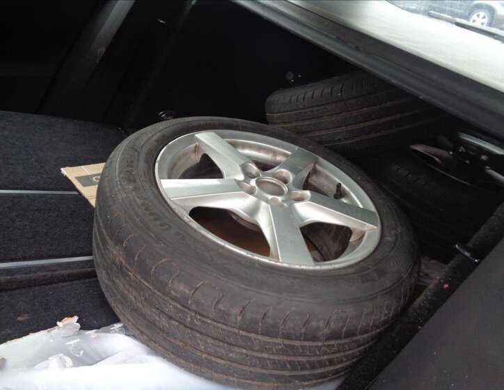 Volkswagen Passat Kombi 2,0 l 103 kw