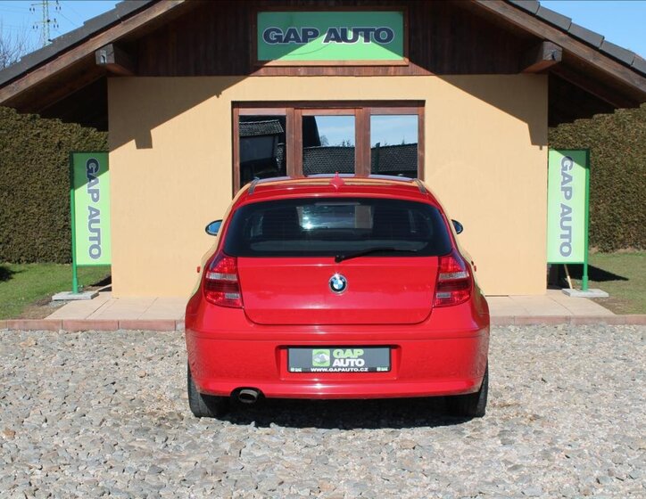 BMW Řada 1 Hatchback 2,0 l 105 kw