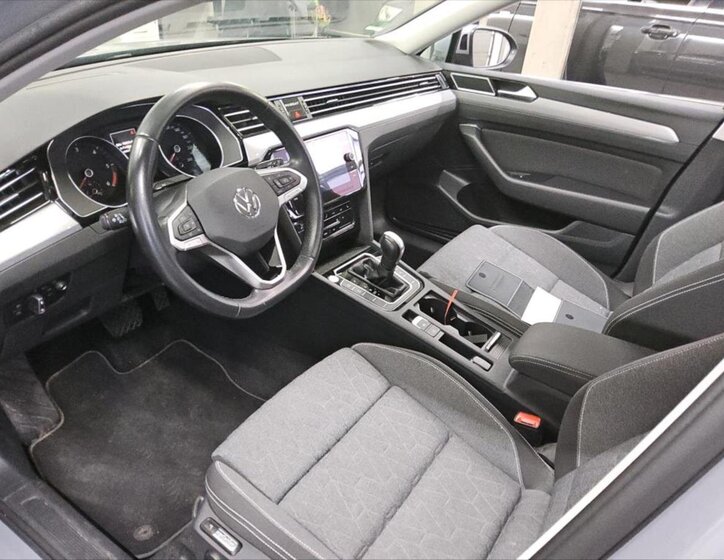 Volkswagen Passat Kombi 2,0 l 110 kw
