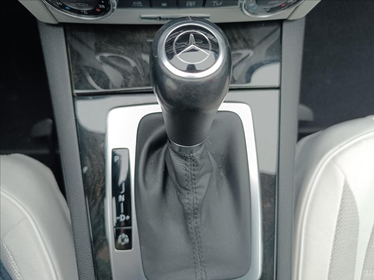 Mercedes-Benz Třídy C Kombi 2,1 l 150 kw