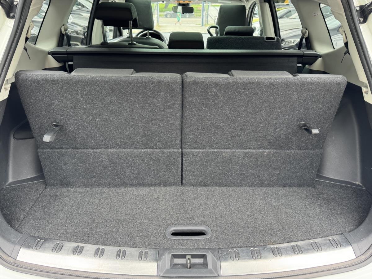 Nissan Qashqai SUV 1,5 l 76 kw