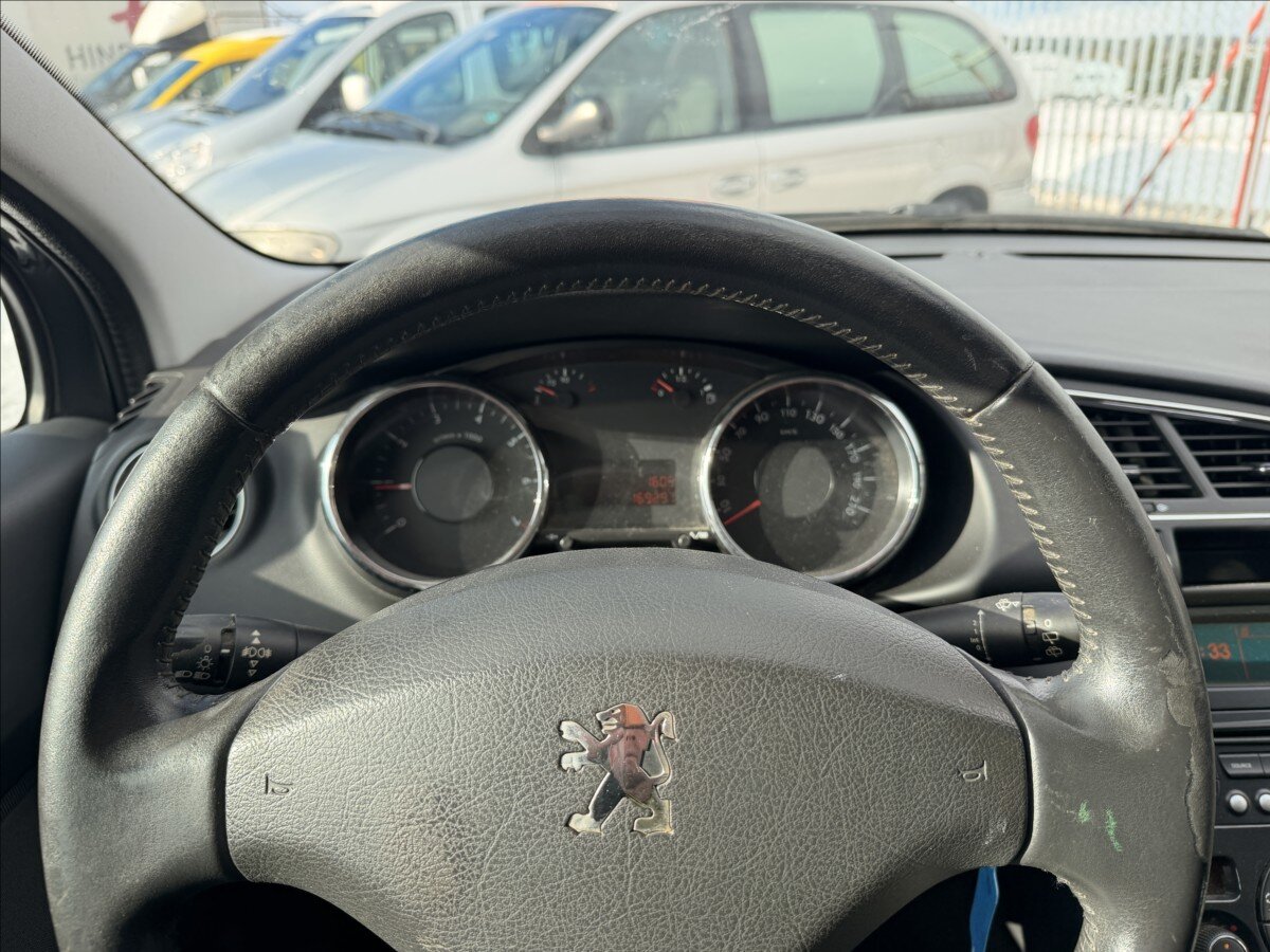 Peugeot 3008 Hatchback 1,6 l 88 kw