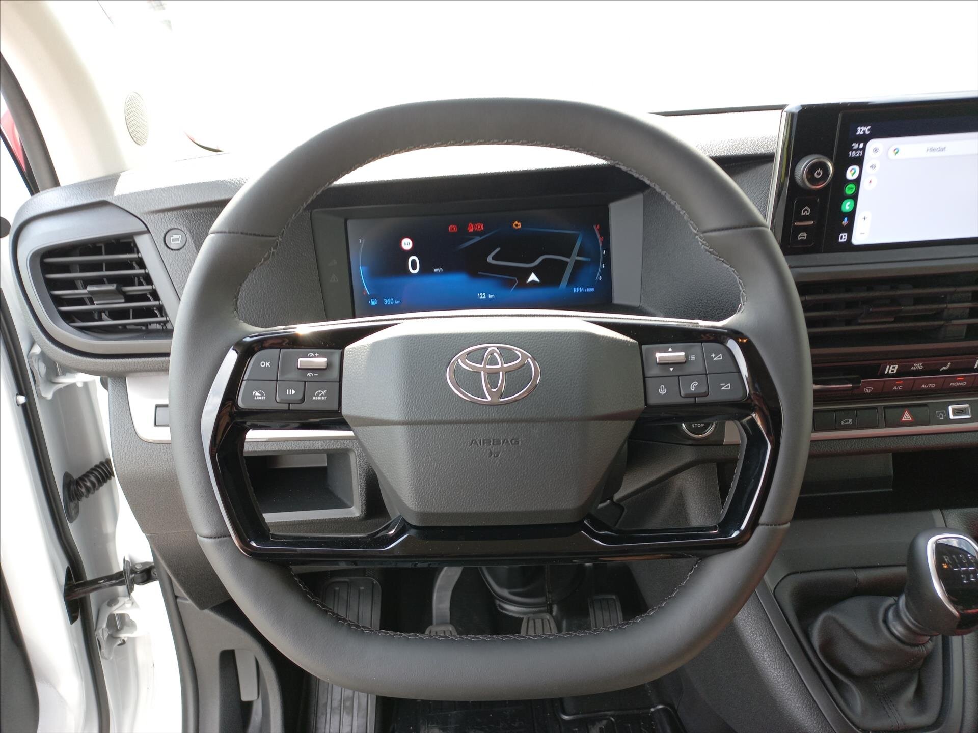 Toyota ProAce Skříň 2,0 l 106 kw