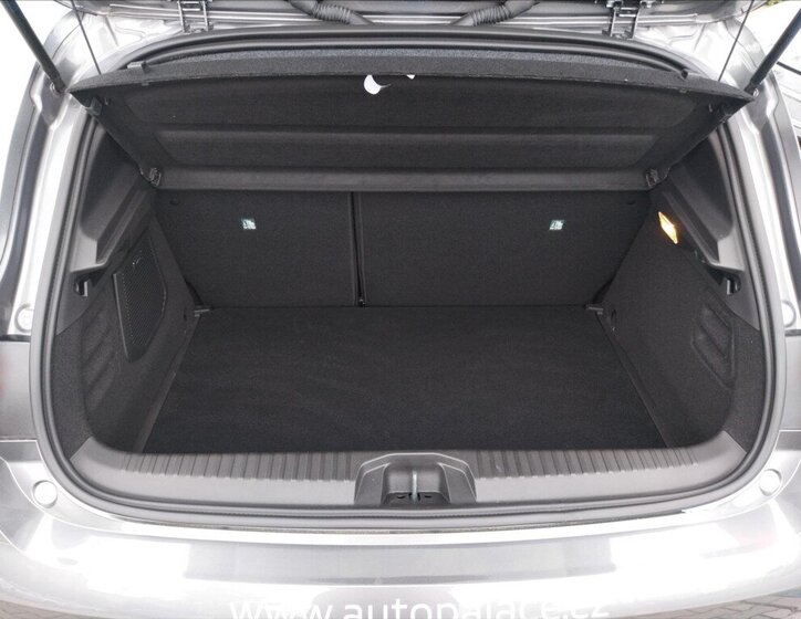 Mitsubishi Colt Hatchback 999,0 67 kw