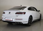 Volkswagen Arteon Liftback 2,0 l 206 kw