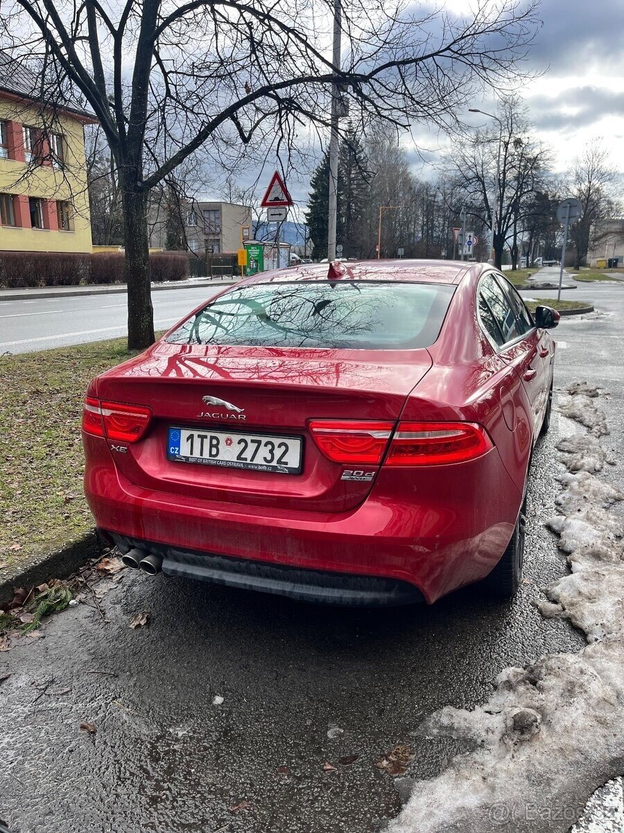 Jaguar XE Sedan / Limuzína 0,0 0