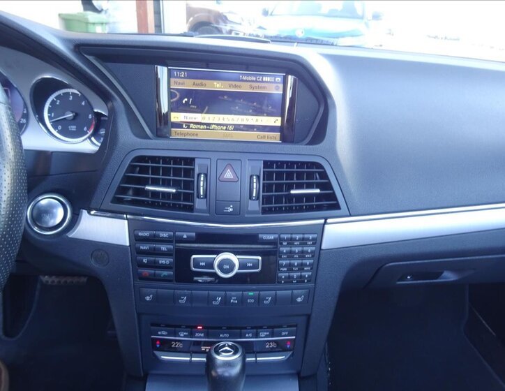 Mercedes-Benz Třídy E 30