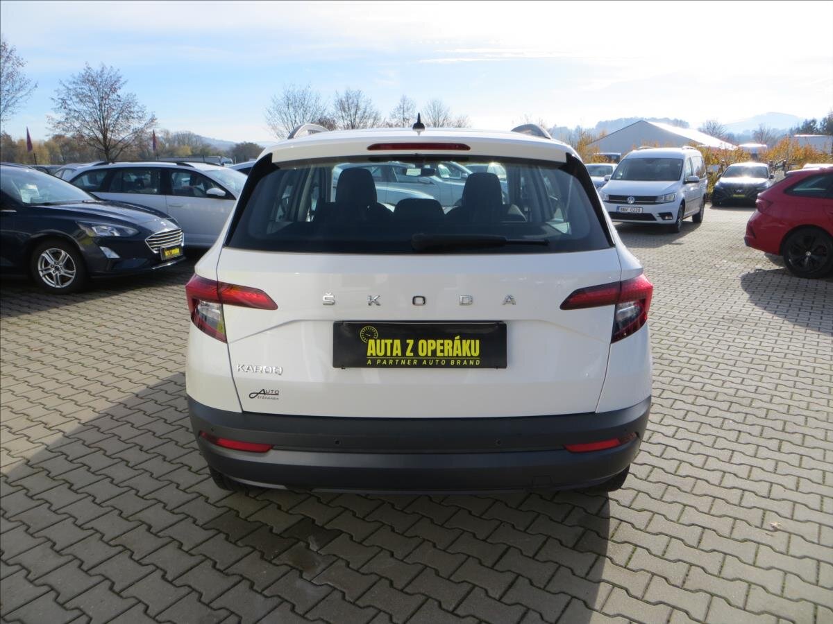 Škoda Karoq SUV / Terénní 1,5 l 110 kw