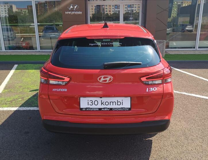 Hyundai i30 11