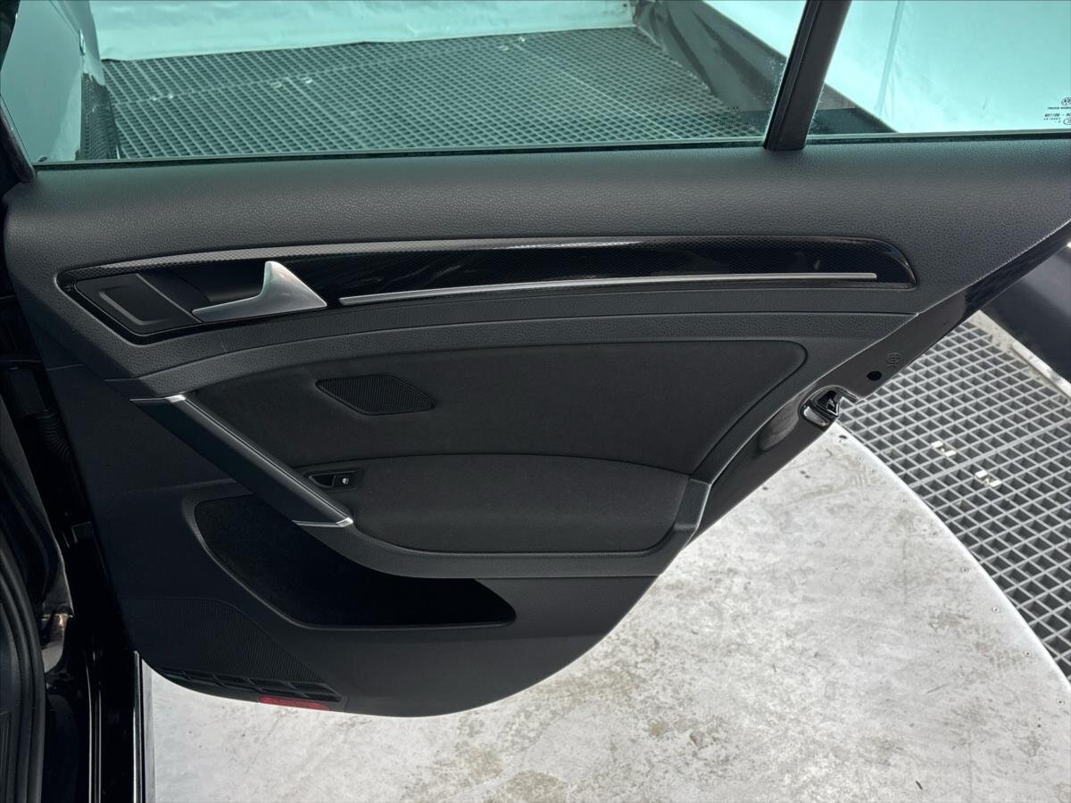 Volkswagen Golf Hatchback 1,4 l 81 kw