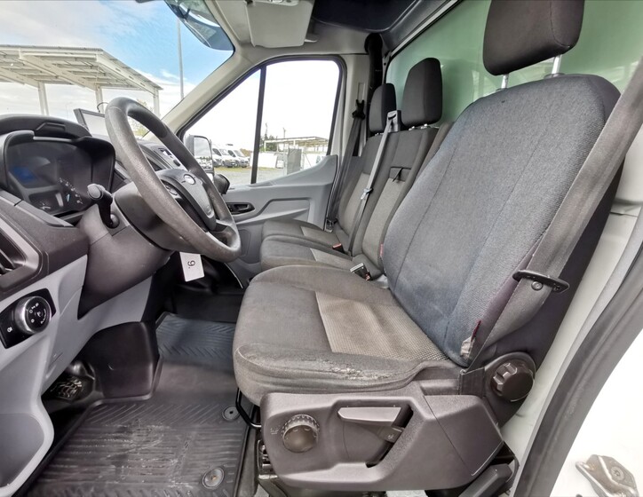 Ford Transit 5