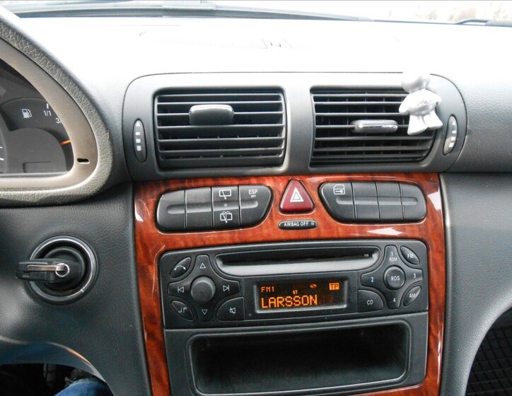 Mercedes-Benz Třídy C 30