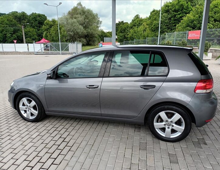 Volkswagen Golf Hatchback 1,2 l 63 kw