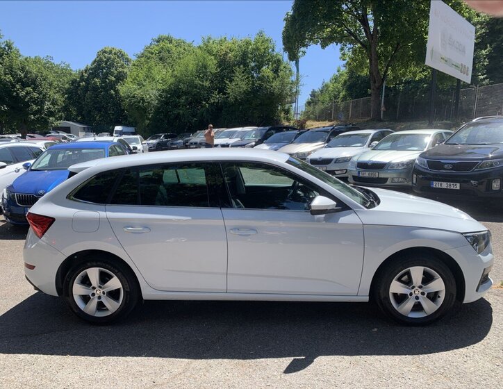 Škoda Scala Hatchback 1,5 l 110 kw