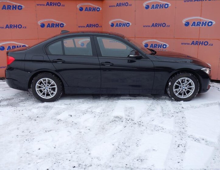 BMW Řada 3 Sedan 2,0 l 105 kw