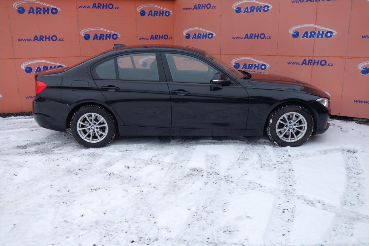 BMW Řada 3 Sedan 2,0 l 105 kw