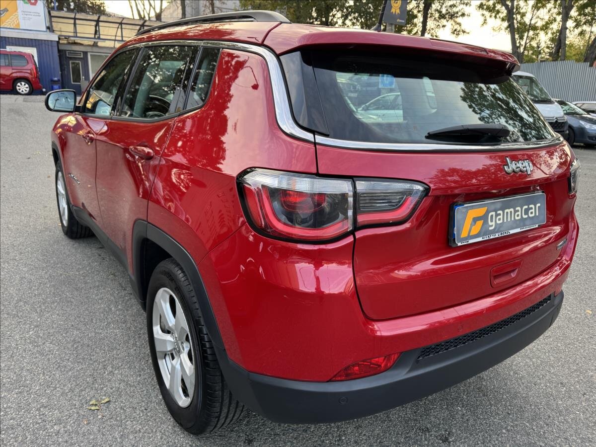 Jeep Compass SUV / Terénní 1,4 l 103 kw