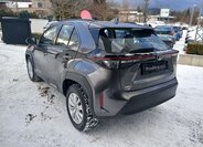 Toyota Yaris Cross 4