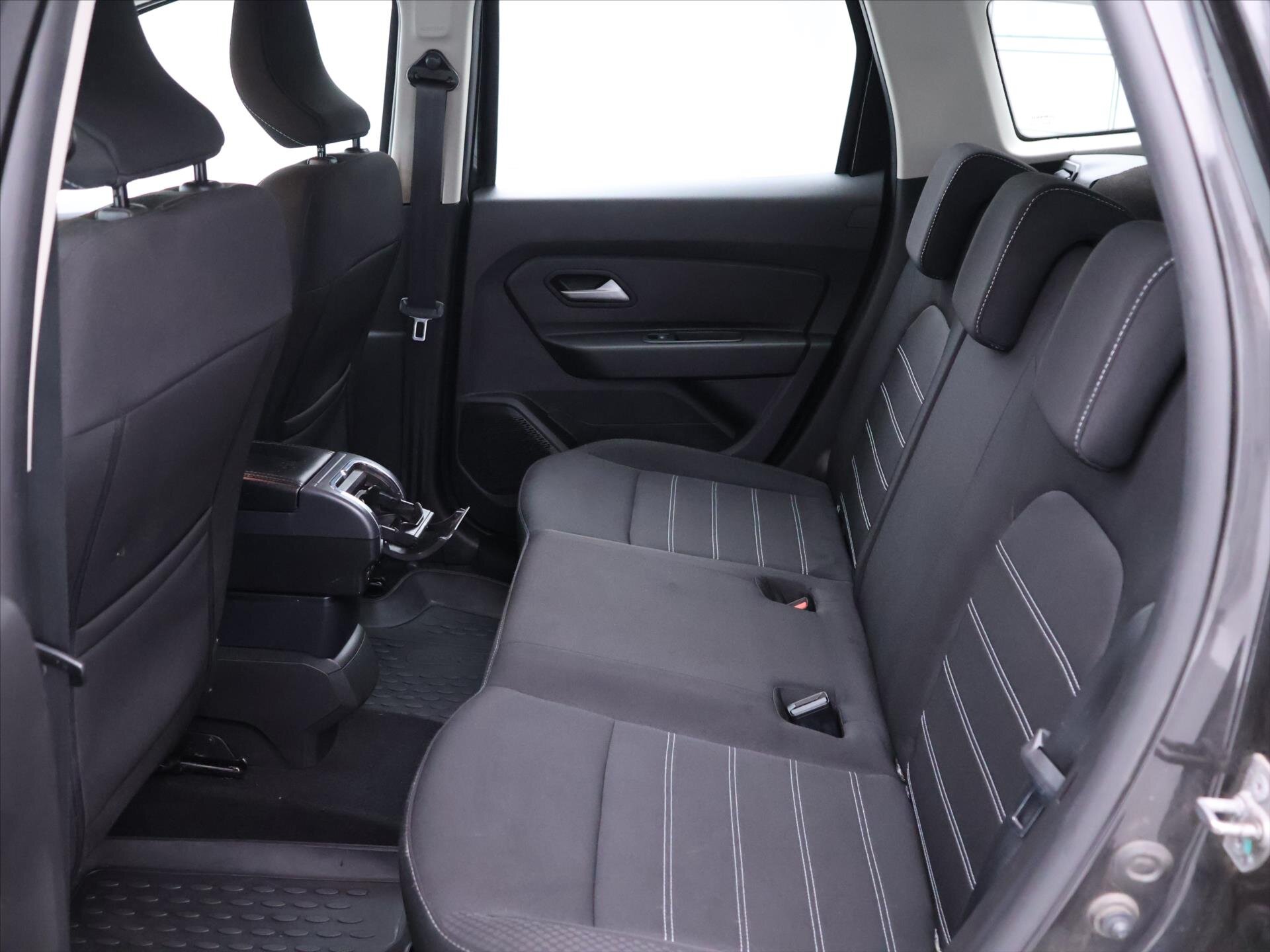 Dacia Duster SUV 999,0 67 kw