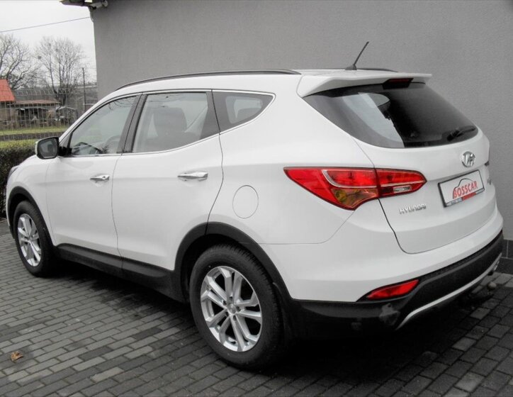 Hyundai Santa Fe 4