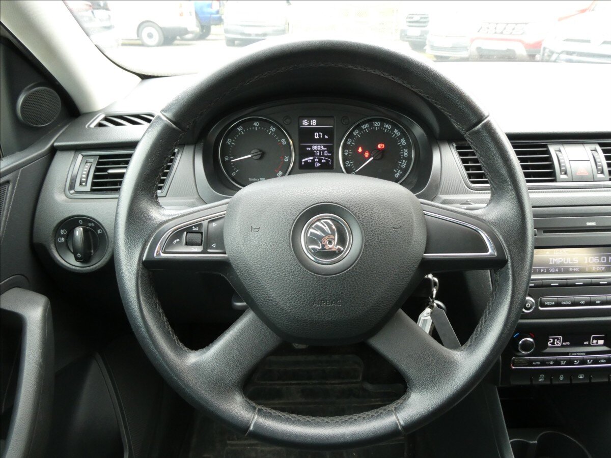 Škoda Rapid Sedan / Limuzína 1,2 l 77 kw