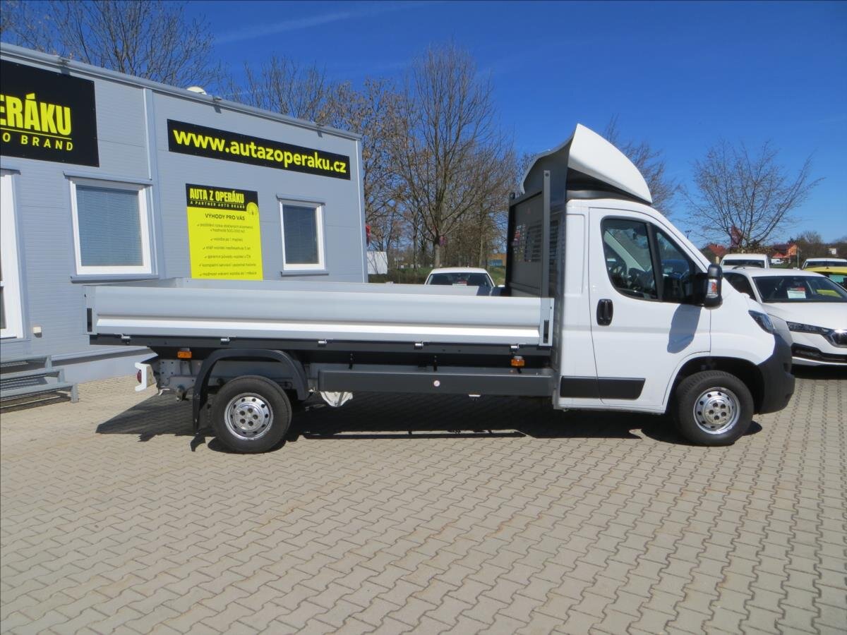 Peugeot Boxer Valník 2,2 l 121 kw