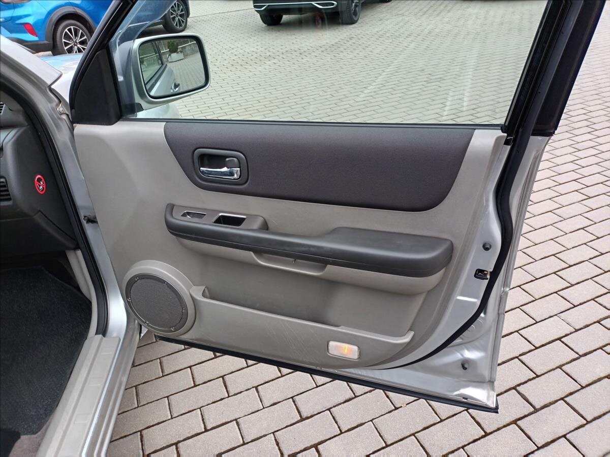 Nissan X-Trail SUV / Terénní 2,5 l 121 kw