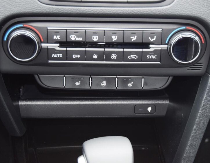 KIA XCeed Hatchback 1,5 l 103 kw