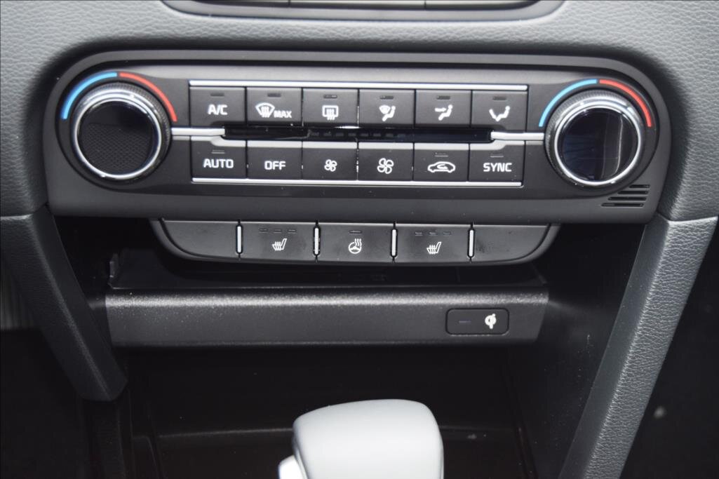 KIA XCeed Hatchback 1,5 l 103 kw