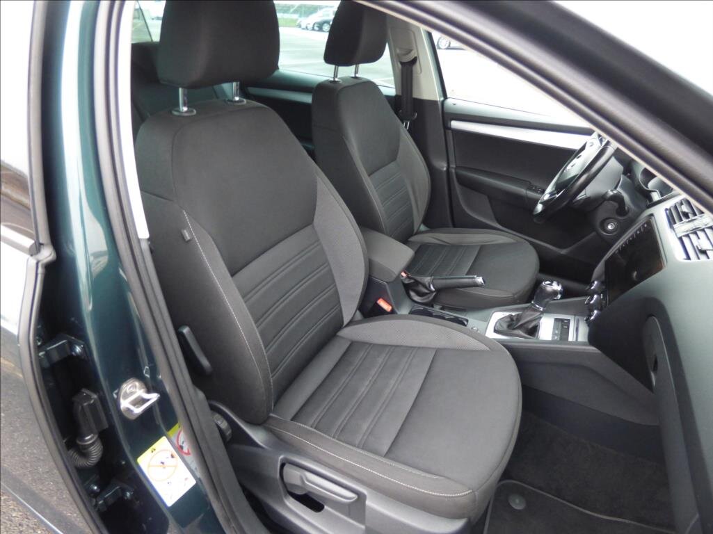 Škoda Octavia Kombi 2,0 l 110 kw