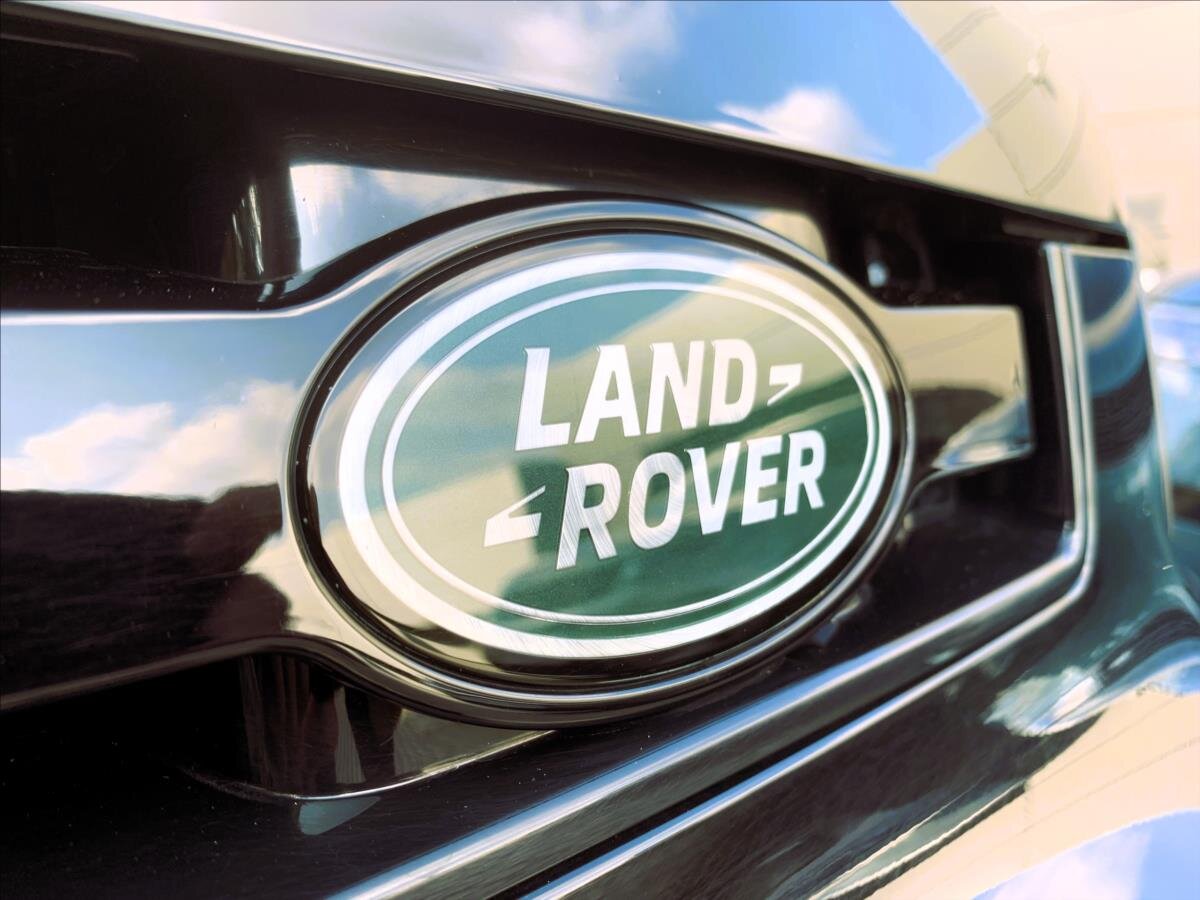 Land Rover Defender SUV 3,0 l 221 kw