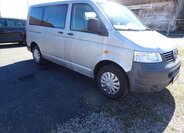 Volkswagen Caravelle MPV 2,5 l 96 kw