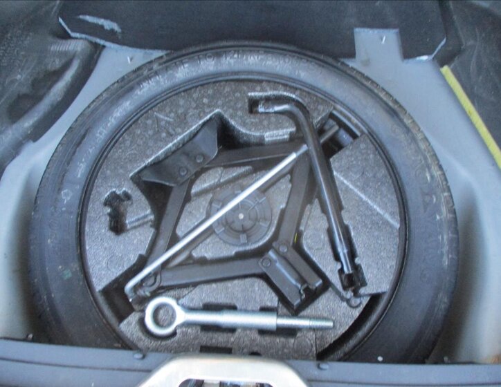 Volvo XC60 SUV 2,4 l 133 kw