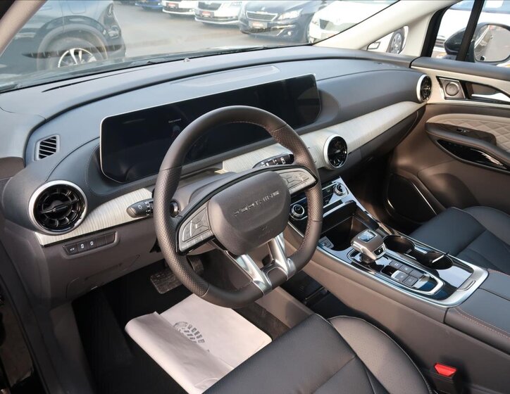 Dongfeng U-Tour MPV 1,5 l 130 kw