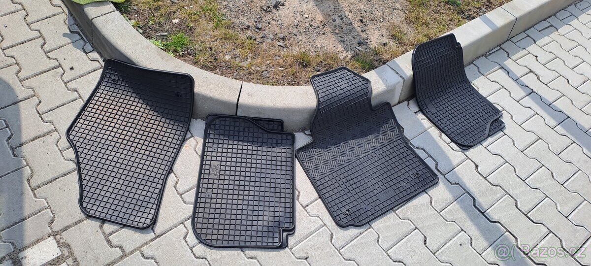 Volkswagen Touran SUV / Terénní 0,0 77 kw