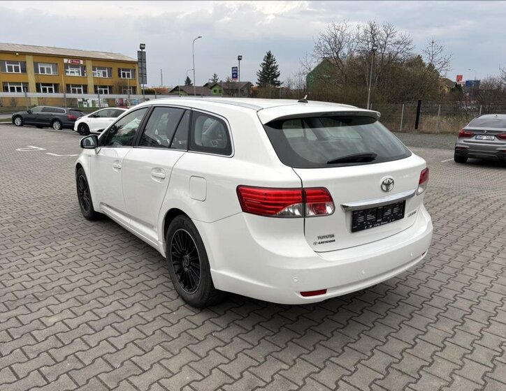 Toyota Avensis Kombi 1,8 l 108 kw