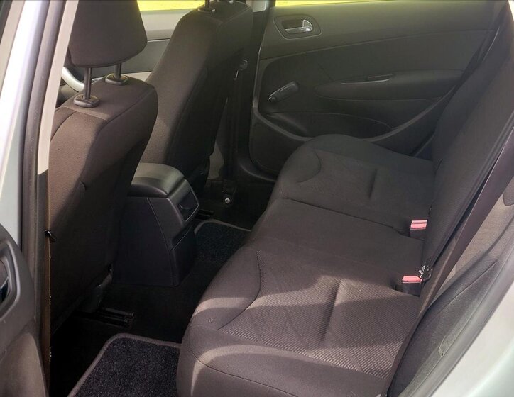 Peugeot 308 Kombi 1,6 l 80 kw