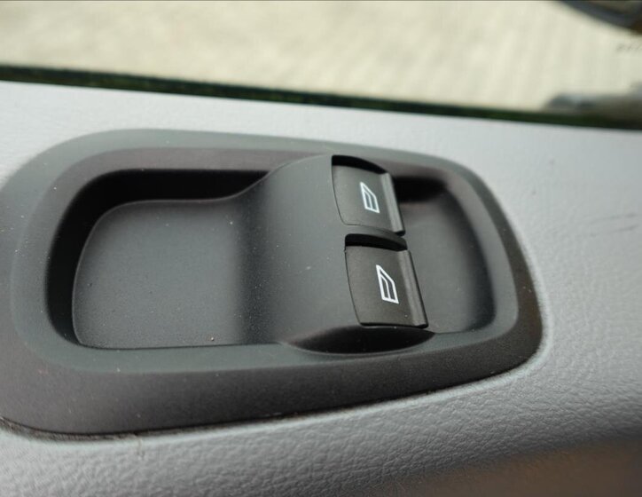 Ford Transit Ostatní 2,0 l 77 kw