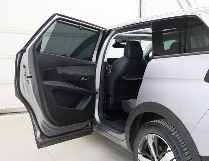 Peugeot 5008 SUV / Terénní 1,2 l 96 kw